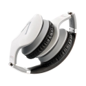 Casque avec un tissu synthétique thermoactif et une structure On Ear fermée - Blanc