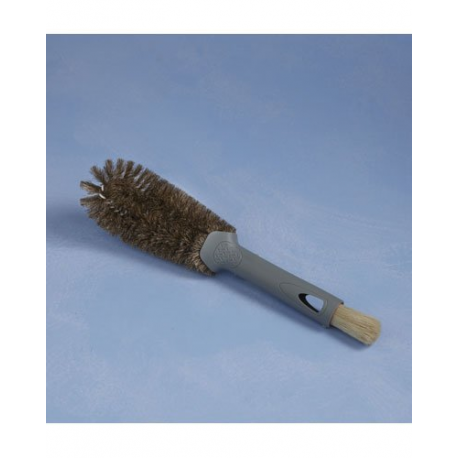 Brosse spéciale jantes alu